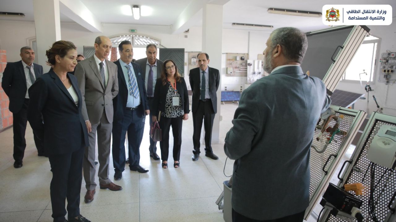 visite ministérielle au stand de l'AMEE4