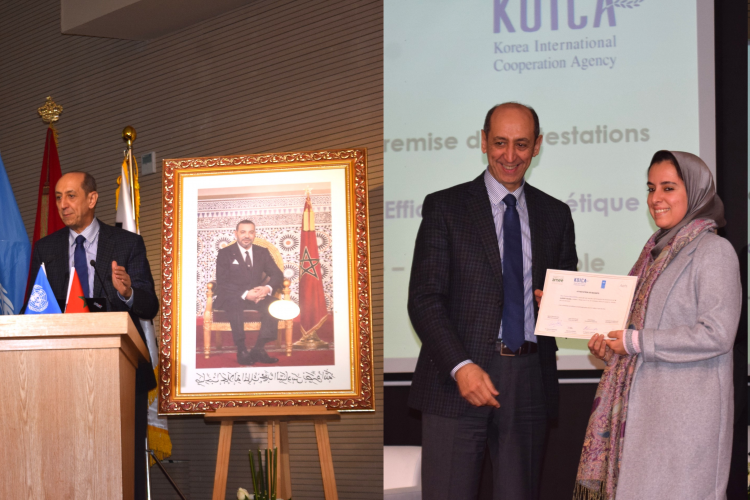 Cérémonie  de remise d'attestation